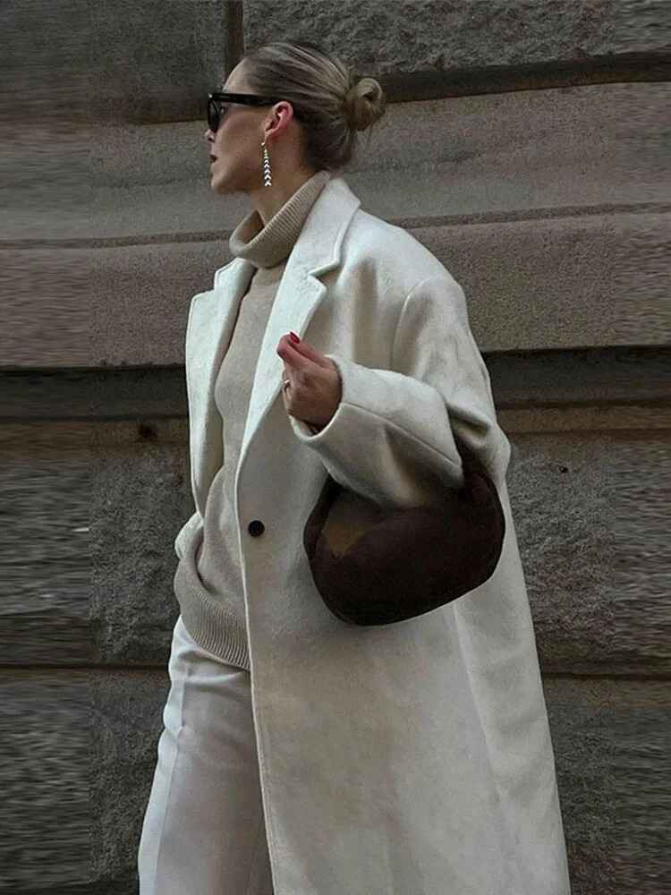 Manteau-Long-Blanc-Femme-en-Laine-Sophistication-et-Confort-pour-le-Froid